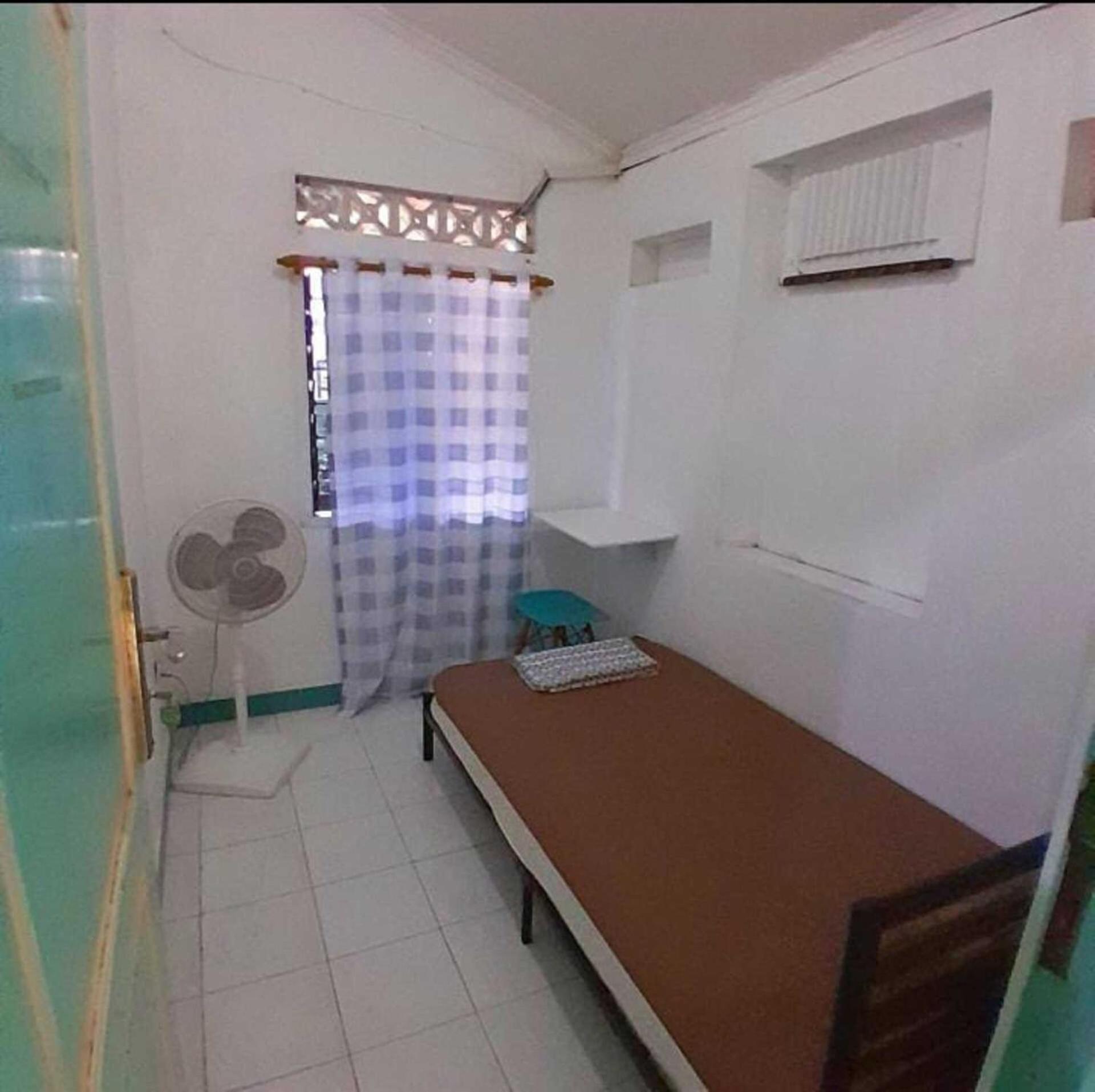 Laura's Backpacker 523 Hostel